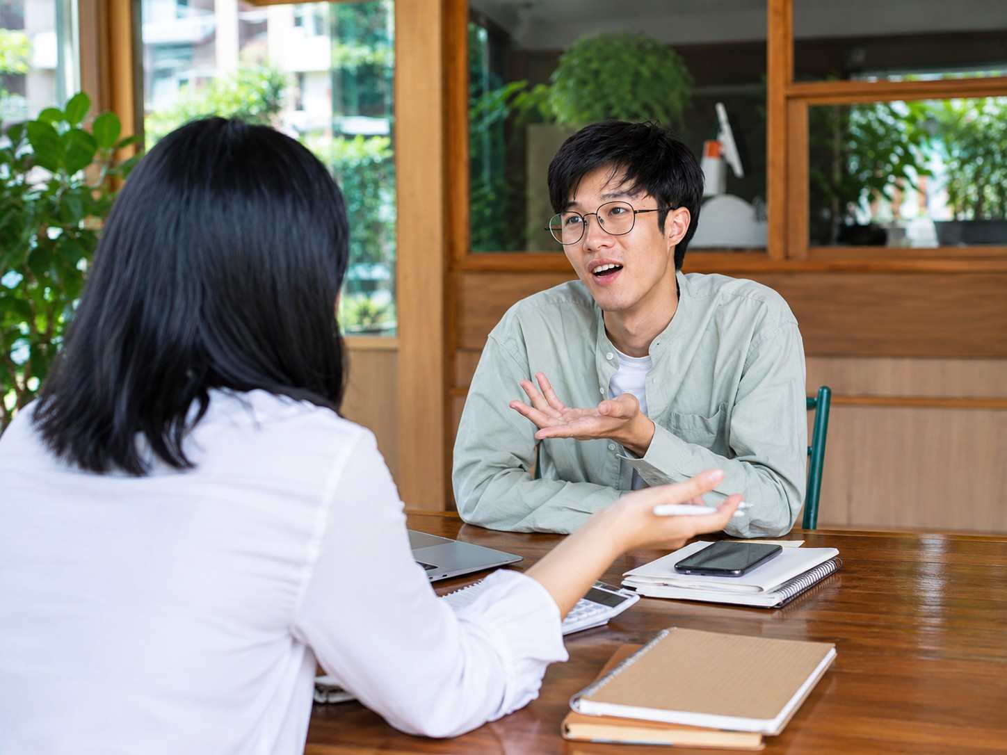 Essential questions to ask your interior designer during consultation and evaluation